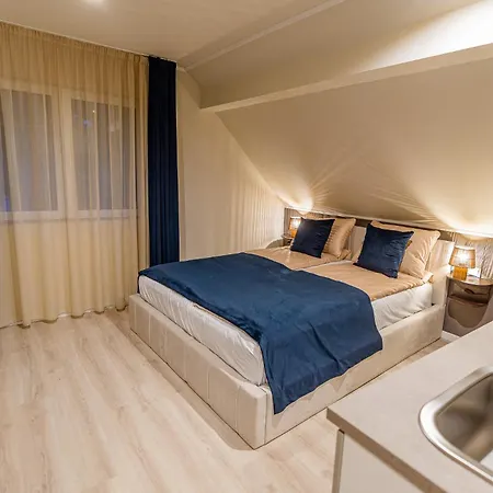 Karl Lux Apartament *