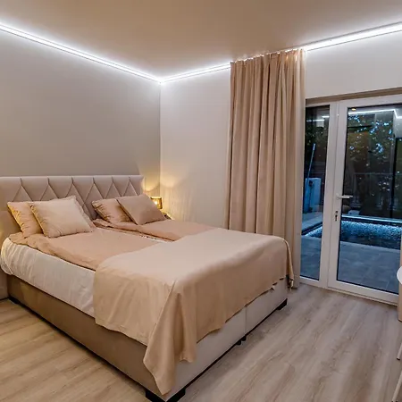 Karl Lux Apartament Siófok
