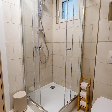 Karl Lux Apartmán